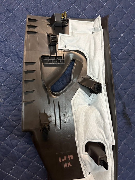 2017-2019 FORD F250 F350 LIMITED DRIVER RIGHT C PILLAR TRIM OEM