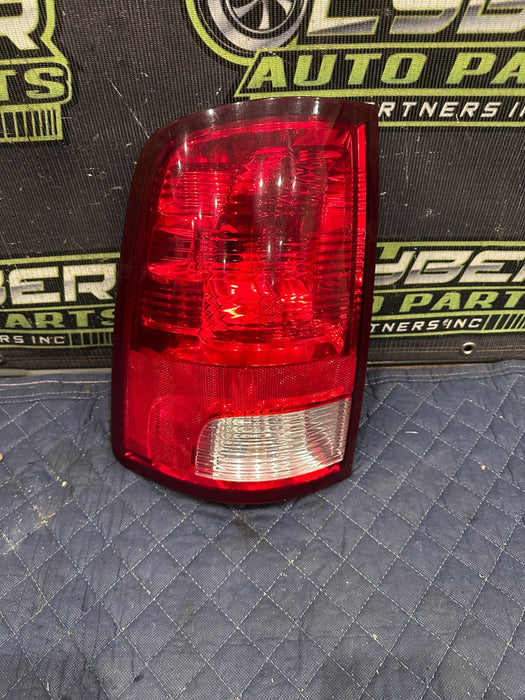 2015 DODGE RAM 2500 DRIVER LEFT HALOGEN TAIL LIGHT OEM