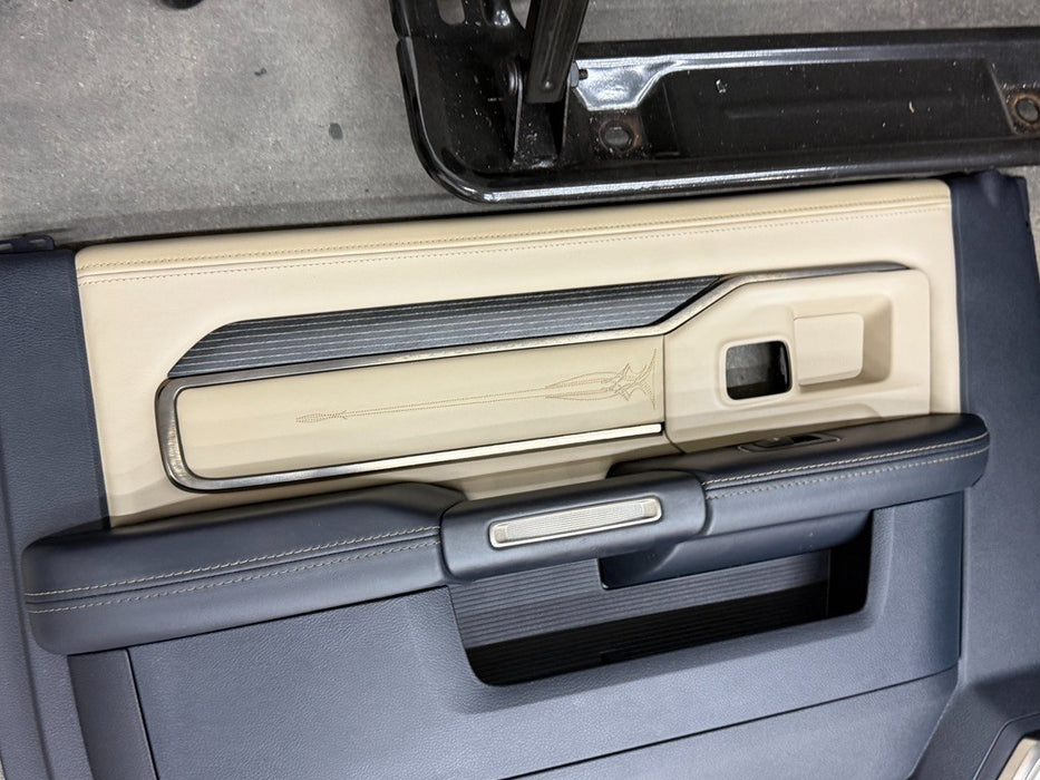 2022 RAM 2500 3500 MEGA CAB LIMITED FRONT REAR SEATS CENTER CONSOLE DOOR PANELS