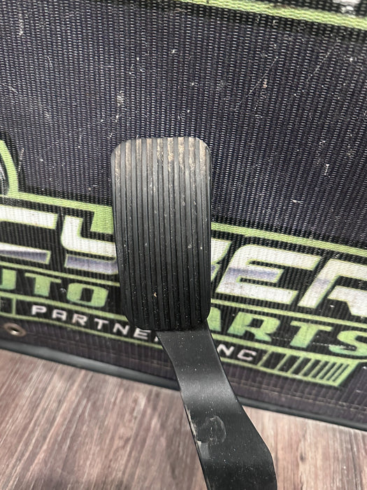 2017-2019 FORD F250 F350 F450 GAS & BREAK PEDAL ASSEMBLY OEM