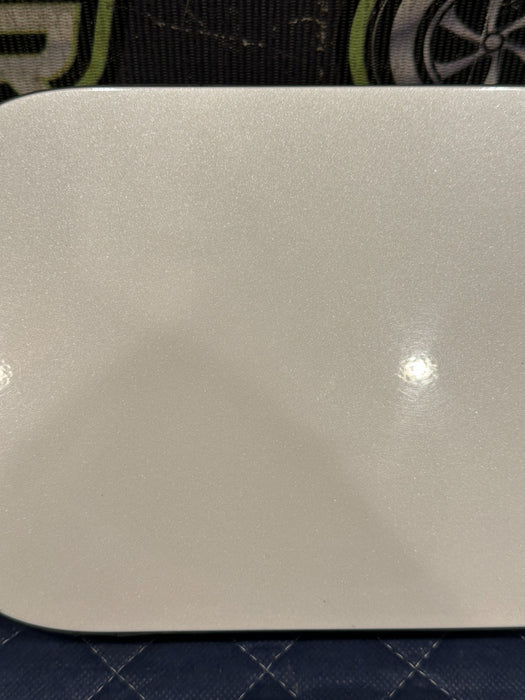 2017-22 FORD F450 DUALLY SUPERDUTY FUEL GAS DOOR LID ASSEMBLY (UG) OEM *READ