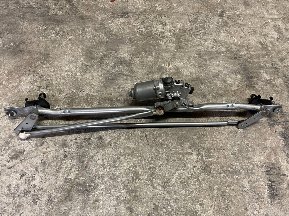 2020 2021 2022 GMC SIERRA 2500 3500 WINDSHIELD WIPER MOTOR OEM