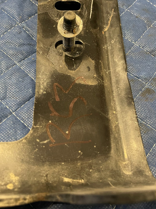 2020 FORD F250 F350 RIGHT SIDE INNER BUMPER BRACKET W HARDWARE OEM