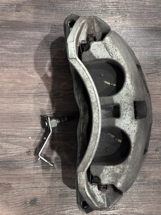 2018 2022 FORD F450 REAR LEFT DRIVER  BRAKE CALIPER OEM