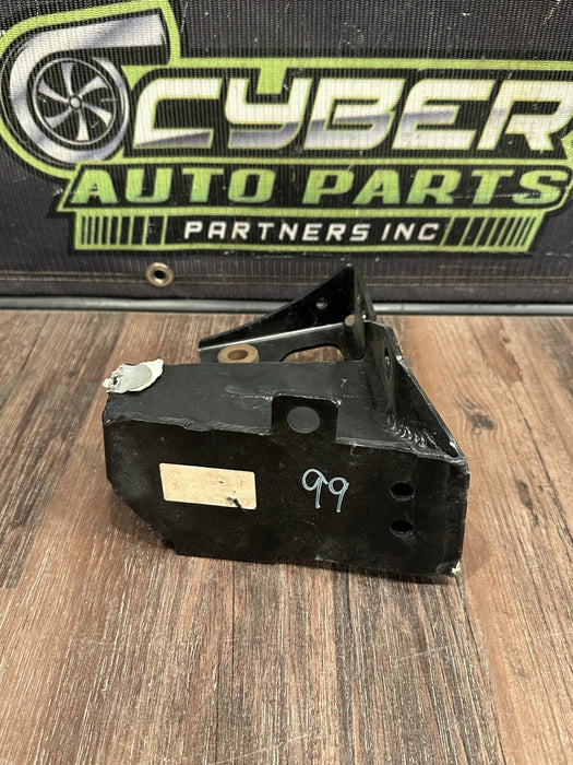 2021 AUDI R8 LEFT DEFORMATION ELEMENT MOUNTING BRACKET OEM 4S0 807 551 C *READ*