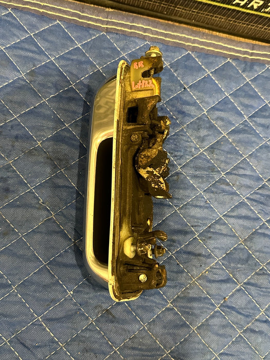 2017-2019 FORD F250 F350 F450 REAR RIGHT DOOR HANDLE (UG) OEM