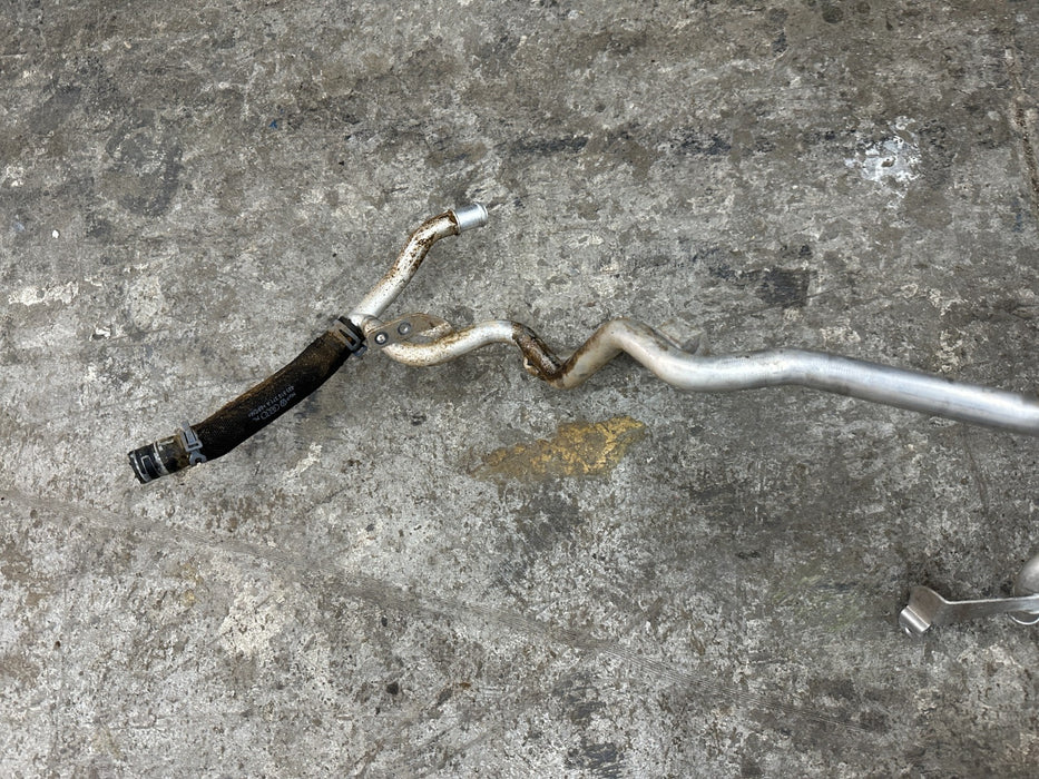 2014 AUDI R8 V10 REAR RIGHT COOLANT PIPE HOSE 420 121 085 B 420 121 481 C OEM