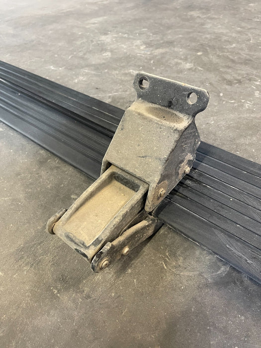 2017-2019 FORD  F350 F450 PASSENGER RIGHT SIDE RUNNING BOARD OEM