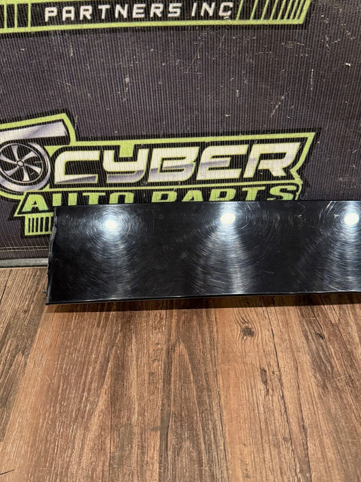 2017-19 FORD F350 F450 FRONT RIGHT GLOSS BLACK DOOR B PILLAR OEM *FLAWS/READ