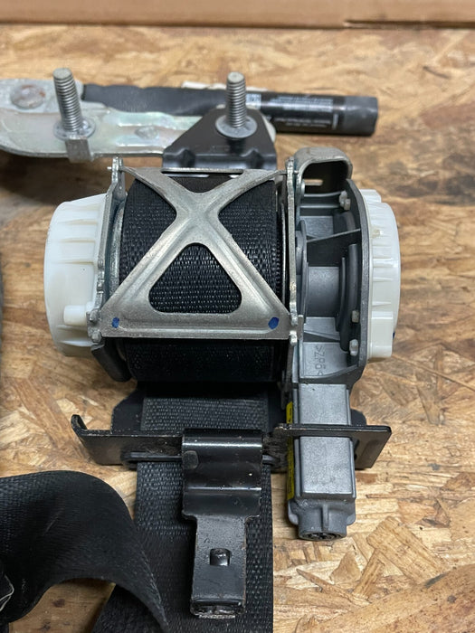 2018-2019 FORD F250 F350 FRONT PLATINUM SEATBELTS LEFT RIGHT PAIR OEM