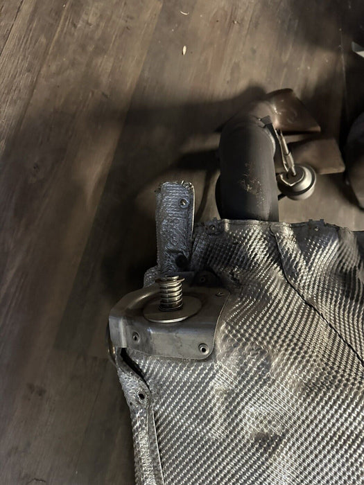 2017 AUDI R8 V10 EXHAUST MUFFLER SYSTEM OEM GENUINE 420 251 609 W/ SHEILD