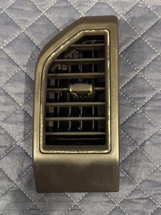 2020 FORD F250 F350 F450 XLT DASHBOARD DASH RIGHT PASSENGER AIR VENT OEM *WEAR*