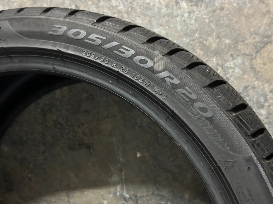 PIRELLI WINTER SOTTOZERO 3 TIRES SET (4) 245/30R20 90W 305/30R20 (MFR DATE 4716)