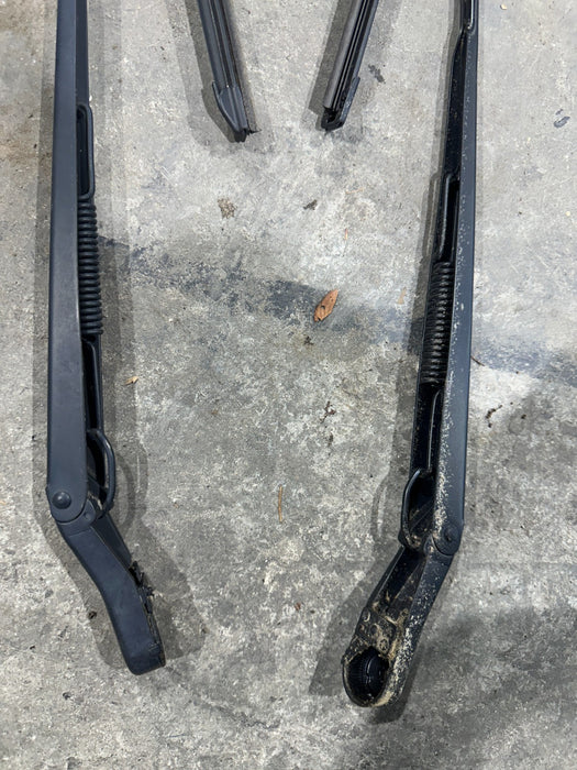 2019 FORD F150 RAPTOR LEFT RIGHT WINDSHIELD WIPER ARMS OEM