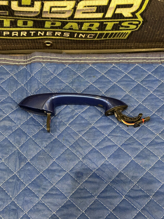 2024 BMW M3 M4 G80 G82 SEDAN FRONT LEFT DOOR HANDLE PORTIMAO BLUE (C31) OEM