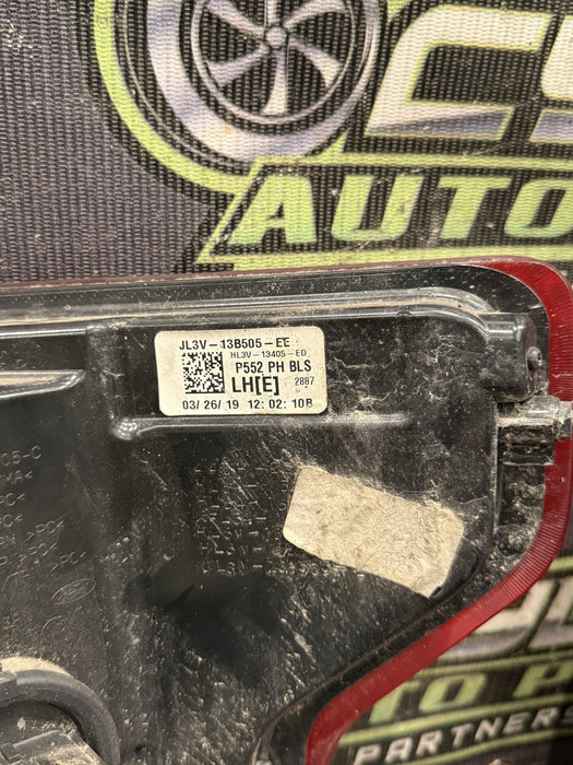 2019 FORD F150 RAPTOR DRIVER LEFT LED TAIL LIGHT OEM *MINOR SCUFFS #5*