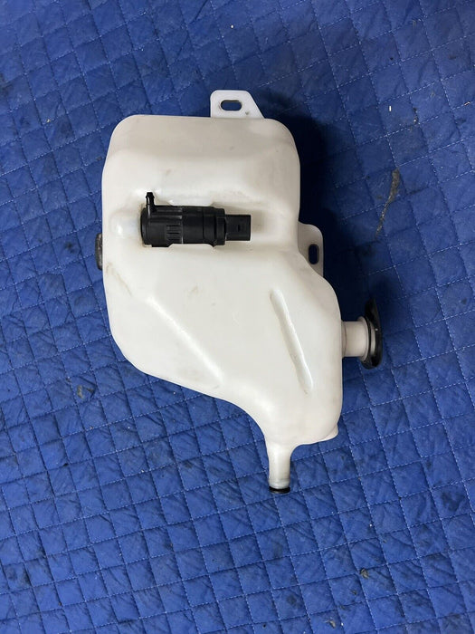 2012 AUDI R8 4.2L V8 OEM WINDSHIELD WASHER FLUID TANK RESERVOIR 423955449A