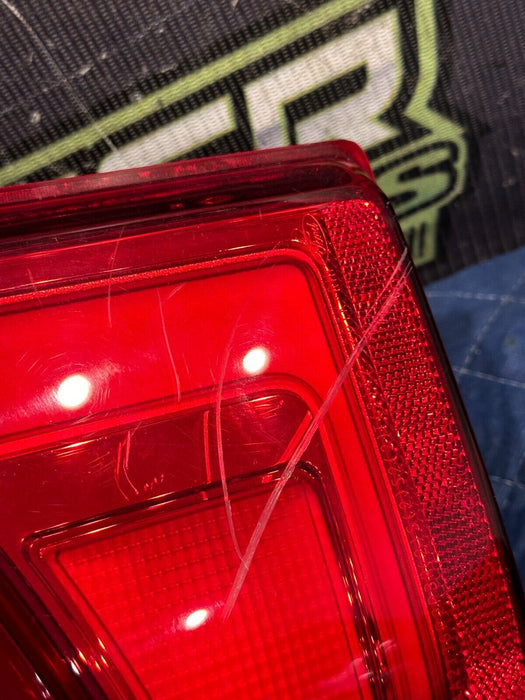 2020-2022 FORD F250 F350 F450 PASSENGER RIGHT LED TAIL LIGHT OEM *MINOR SCUFF*