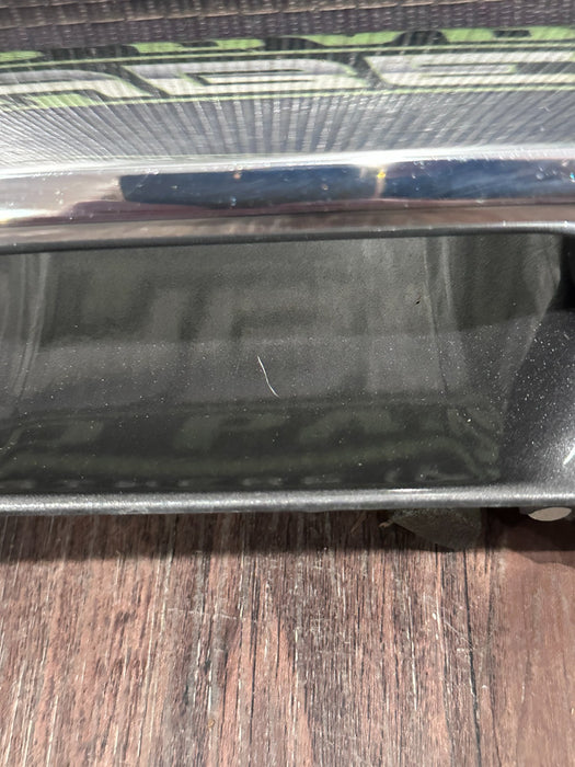 2023 FORD F250 F350 F450 FRONT PASSENGER RIGHT GRAY DOOR HANDLE OEM *SCRATCH #2*