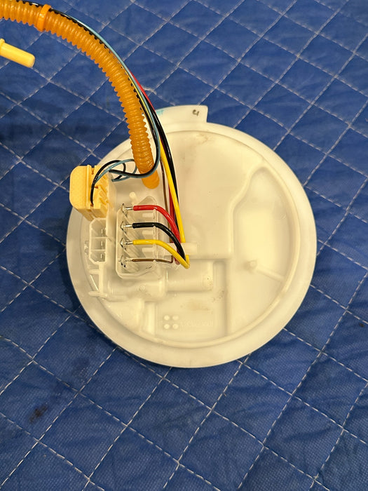 2024 BMW M3 M4 G80 G82 FUEL PUMP UNIT OEM