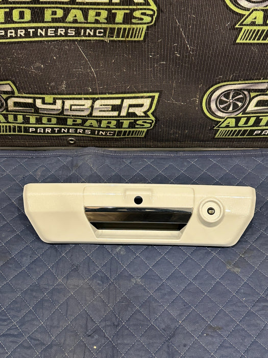 2023-2024 FORD F250 F350 TAILGATE HANDLE OPENER W CAMERAS STAR WHITE (AZ) OEM