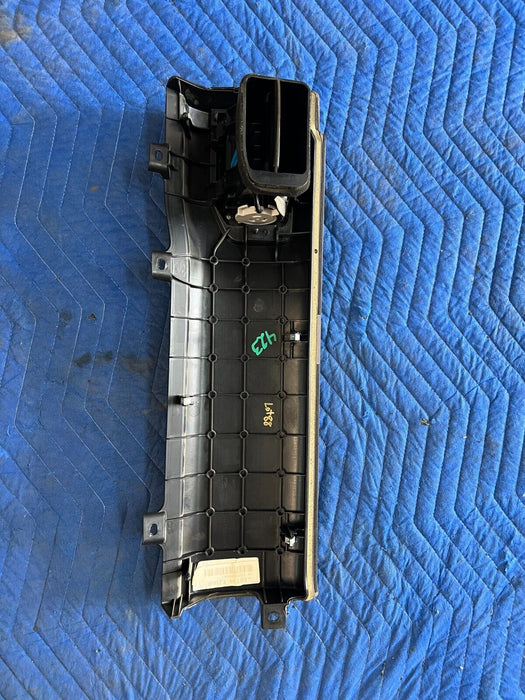 2016 2019 NISSAN TITAN XD FRONT RIGHT DASH PANEL FINISH MOLDING TRIM 68134EZ00A