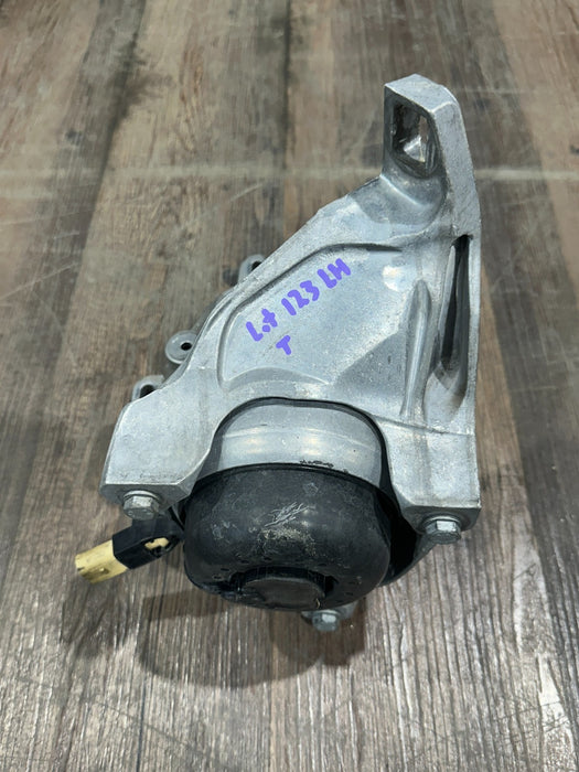 2018-2024 LAMBORGHINI URUS LEFT TRANSMISSION MOUNT OEM