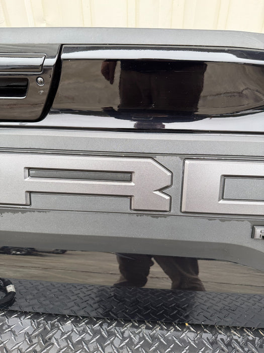 2019 FORD F150 RAPTOR REAR TAILGATE W STEP (G1) SHADOW BLACK OEM *FLAWS 8-11*