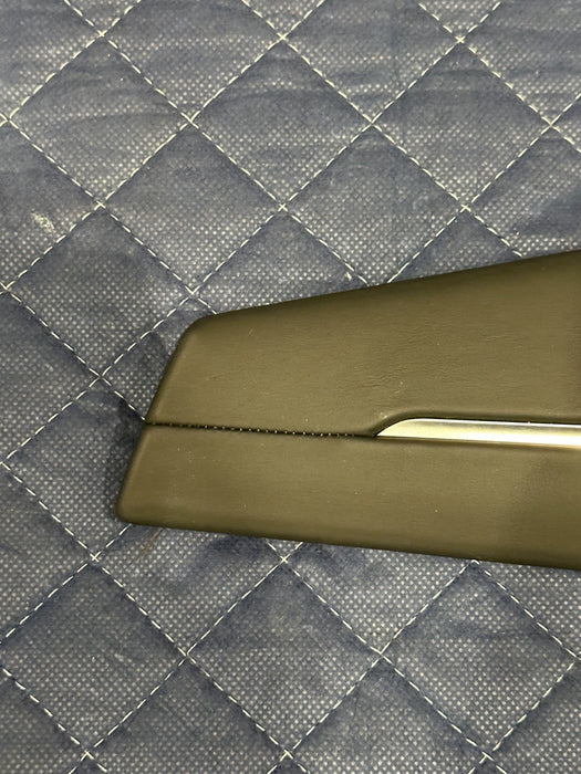 2014 AUDI R8 CENTER CONSOLE RIGHT PASSENGER TRIM PANEL OEM 423 863 970 C ~FLAW~