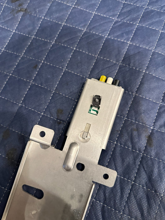 2014 AUDI R8  ANTENNA AMPLIFIER SWITCH BOX BRACKET 420 035 530 OEM