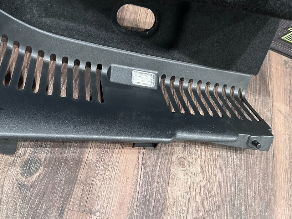 2015 JAGUAR F TYPE PASSENGER RIGHT TRUNK QUARTER PANEL TRIM OEM EX53 45422 BE8