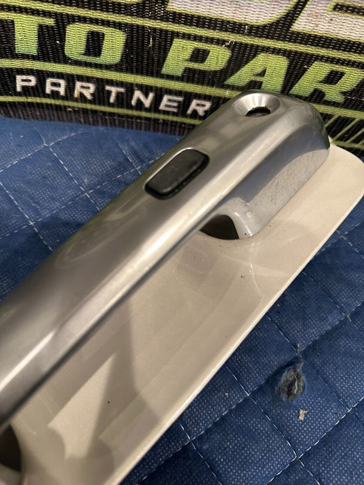 2017-2022 FORD F250 F350 F450 LIMITED FRONT DRIVER LEFT DOOR HANDLE (UG) OEM