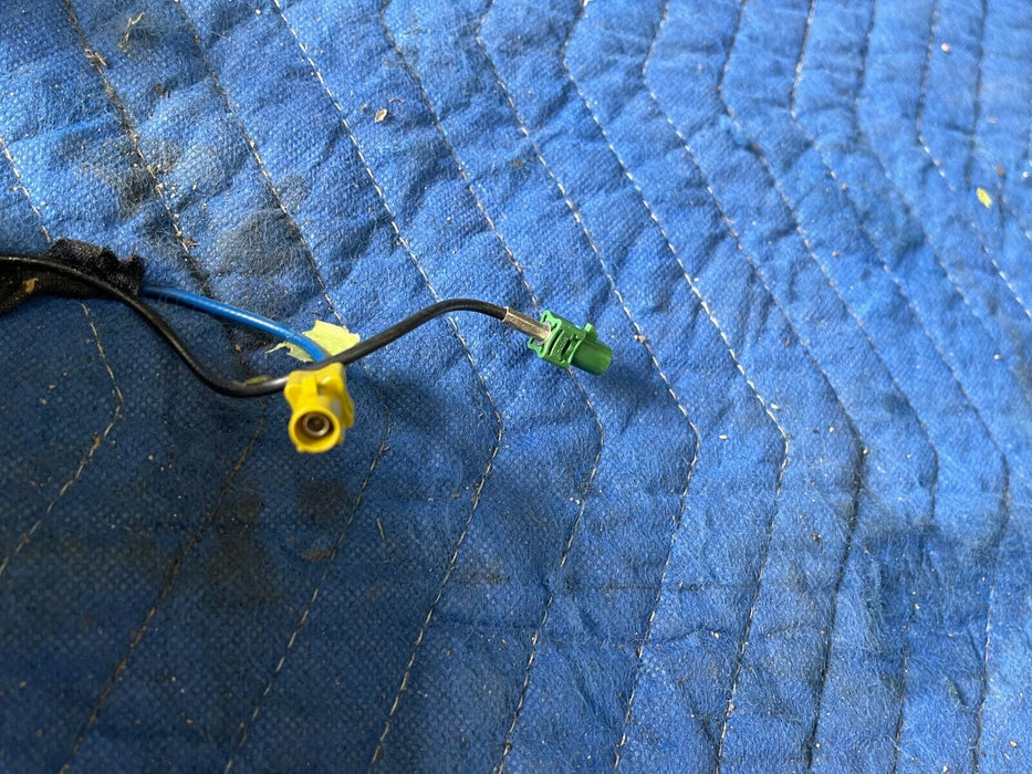 2017-2019 FORD F250 F350 F450 GPS NAVIGATION ANTENNA W/ SYNC KC3T-19K351-BA