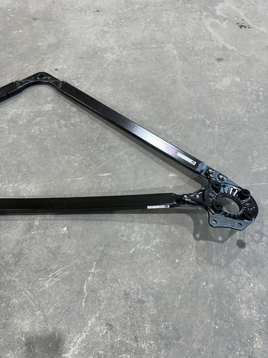 2024 BMW M3 M4 G80 G82 FRONT STRUT TOWER BAR BRACE ASSEMBLY OEM