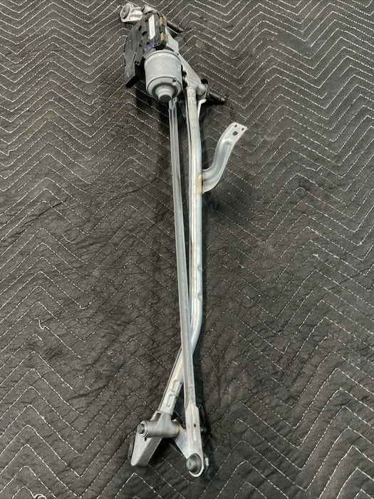 2017 MERCEDES C63S AMG C205 WINDSHIELD WIPER WASHER MOTOR OEM