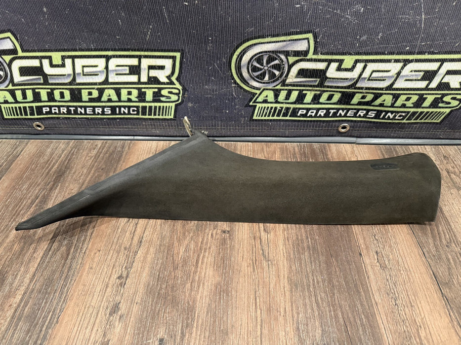 2021 AUDI R8 FRONT LEFT ALCANTARA A PILLAR TRIM OEM 4S8 867 233 *WEAR 4*