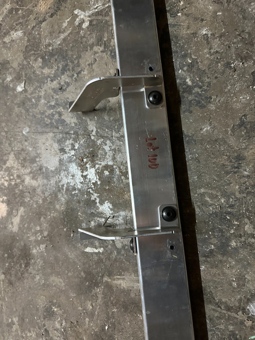 2017 AUDI R8 SPYDER OEM ROOF RAIL REINFORCEMENT FRAME CROSSMEMBER 4S7 813 518 C