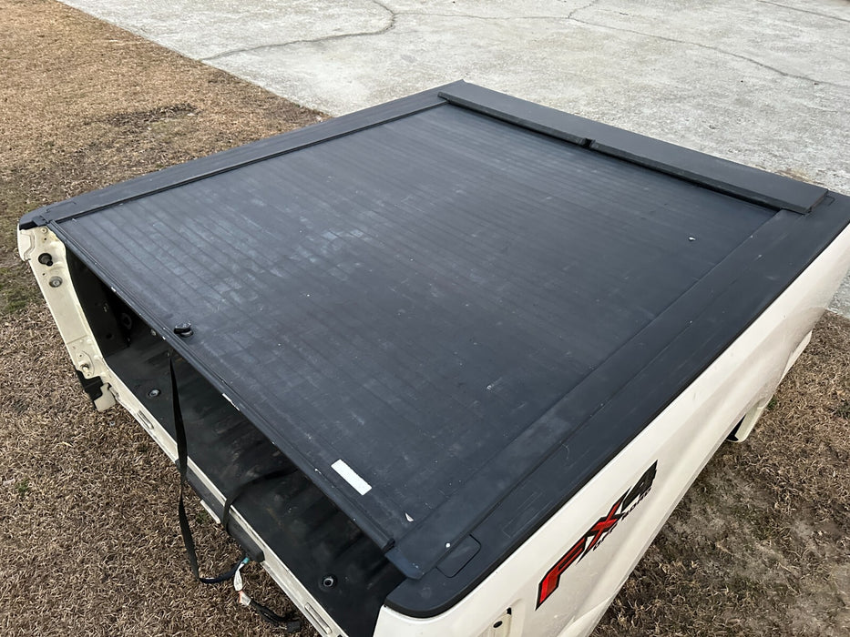 2017-2022 Ford F250 F350 Short Bed 6' Roll-N-Lock Retractable Bed Cover
