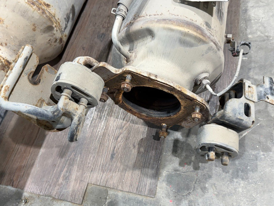 2019-2024 RAM 2500 3500 DIESEL DPF EXHAUST CONVERTER SCR SYSTEM 52K MILES