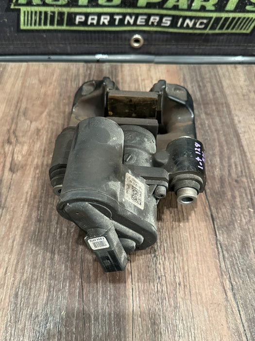 2017 AUDI R8 RIGHT EMERGENCY PARKING BRAKE CALIPER OEM