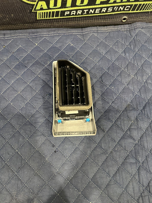 2017-2019 FORD F250 F350 DASH DASHBOARD RIGHT AIR VENT OEM