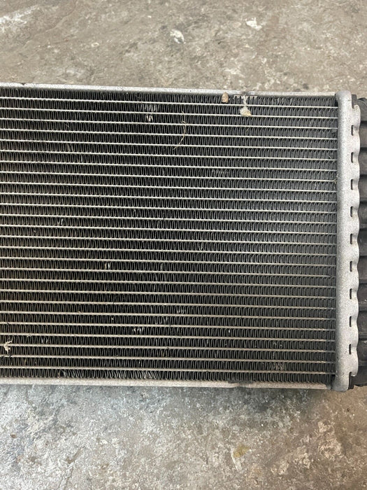 2017-18 AUDI R8 PLUS REAR DRIVER LEFT RADIATOR OEM 4S0 121 212 A