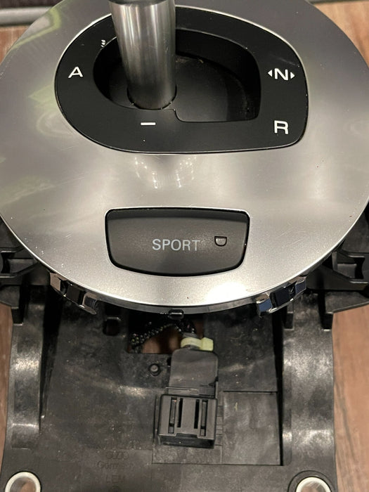 2014-15 AUDI R8 V10 AUTOMATIC TRANSMISSION GEAR SHIFTER ASSEMBLY OEM 31K *READ*