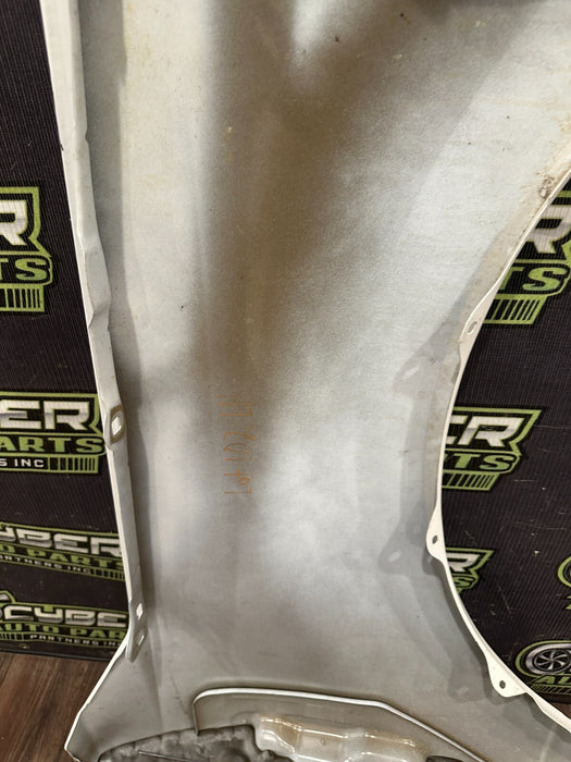 2017 2019 FORD F250 F350 FRONT LEFT FENDER OEM METALLIC WHITE (UG) *READ*