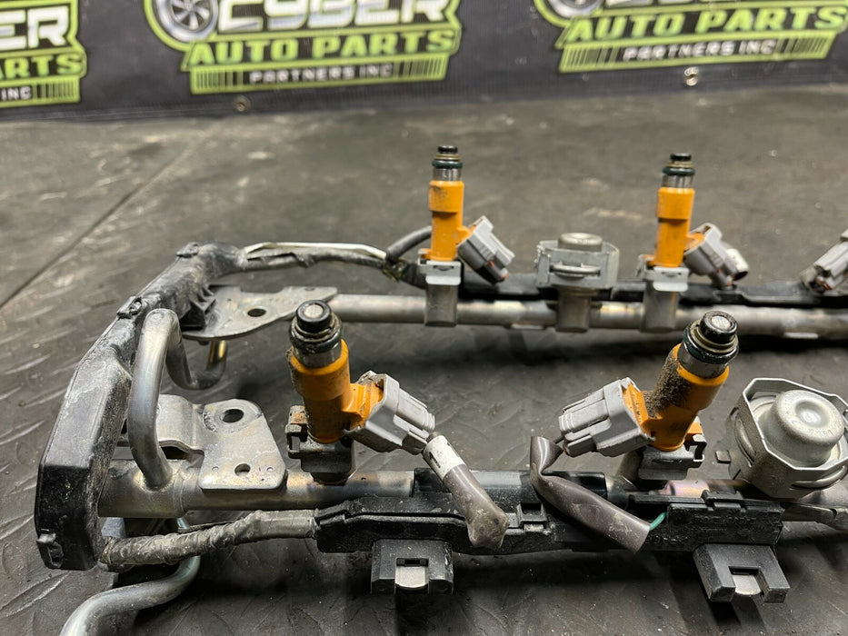 2016 NISSAN 370Z NISMO OEM FUEL INJECTOR SET WITH FUEL RAILS 34K MILES