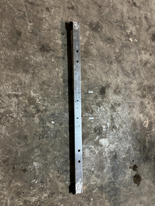 2017 AUDI R8 SPYDER OEM ROOF RAIL REINFORCEMENT FRAME CROSSMEMBER 4S7 813 518 C