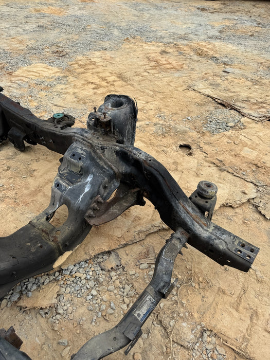 2017 2018 2019 FORD F250 F350 DIESEL 4X4 CREW CAB FRAME SHORT BED 160" WB