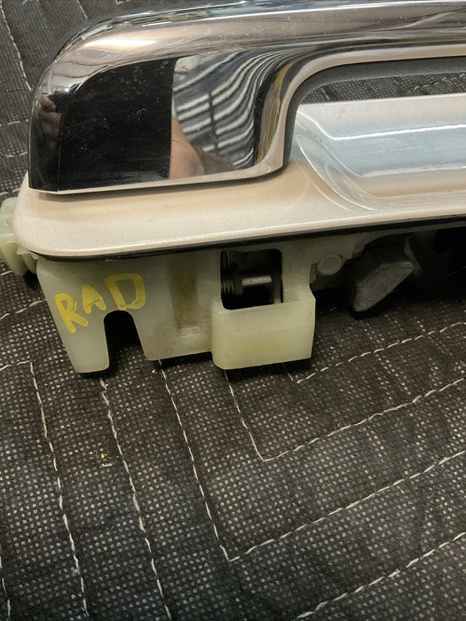 2017 2018 FORD F250 F350 F450 PLATINUM REAR LEFT DOOR HANDLE PEARL WHITE OEM