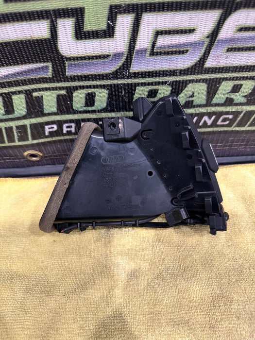 2021 AUDI R8 RIGHT DASH DASHBAORD AIR VENT OEM 4S0820902 *BURN FLAWS #1*
