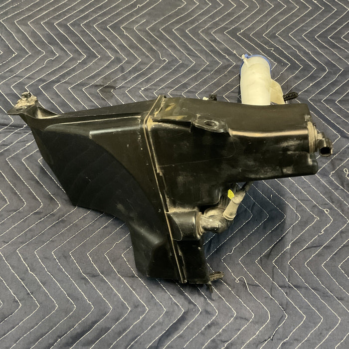 2018 FORD F250 F350 F450 WINDSHIELD WASHER RESERVOIR TANK OEM